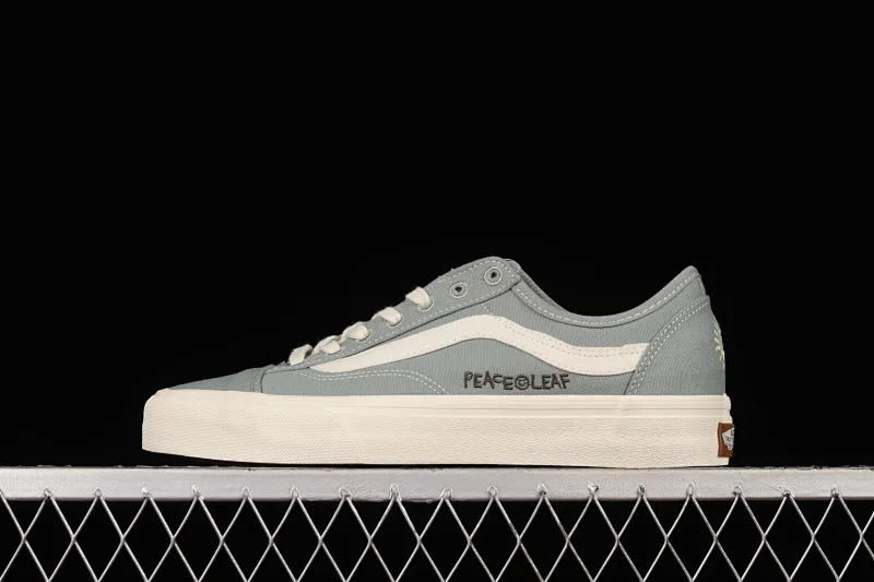 All categories Vans Vans series Vans Mid Vans China Vans Old Skool Vans gray green side stripes fun printed low-top casual sneakers VN0A54F4AST